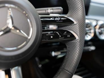Mercedes CLA 250 AMG LINE — photo 13
