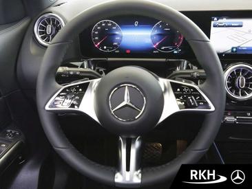 Mercedes GLA 220 Night Edition — photo 12