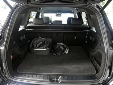 Mercedes EQB 250+ AMG Line — photo 8