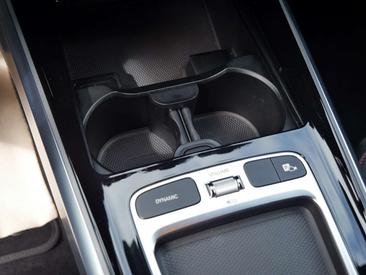 Mercedes EQB 250+ AMG Line — photo 19