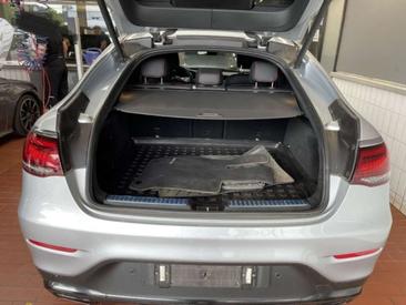 Mercedes GLC 400 AMG Line — photo 11