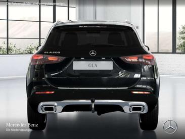 Mercedes GLA 200 — photo 7