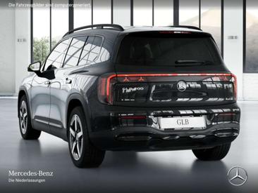 Mercedes GLB 200 NIGHT — photo 20