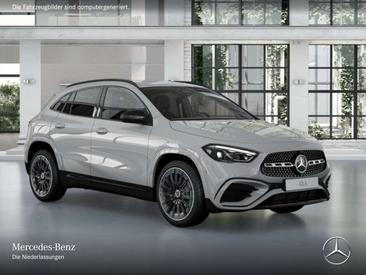 Mercedes GLA 200 Night Edition — photo 17