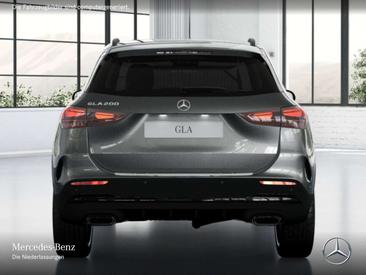 Mercedes GLA 200 Night Edition — photo 7