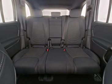 Mercedes EQB 300 — photo 5