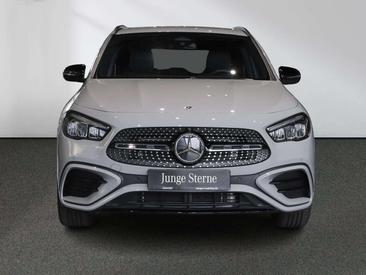 Mercedes GLA 200 Night Edition — photo 3