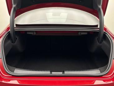 Mercedes CLA 200 Night Edition — photo 16