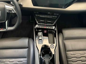 Audi RS E-tron GT E-tron Quattro — photo 13