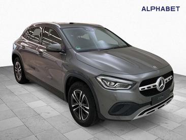 Mercedes GLA 180 — photo 3