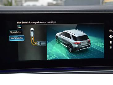 Mercedes GLE 300 AMG Line — photo 6