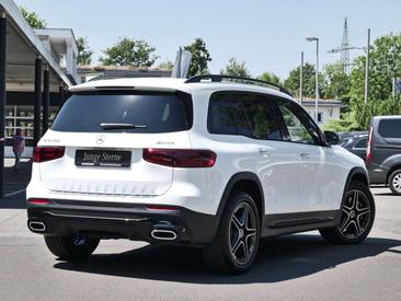 Mercedes GLB 250 Night Edition — photo 2