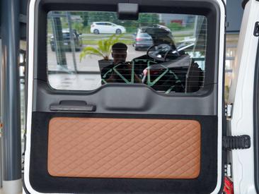 Mercedes GLS — photo 16