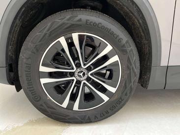 Mercedes GLA 180 — photo 9