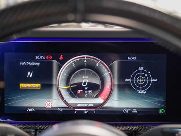 Mercedes GLS — photo 21