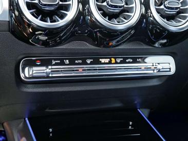 Mercedes GLB 250 Night Edition — photo 14