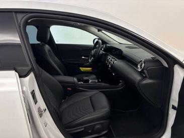 Mercedes CLA 200 — photo 5