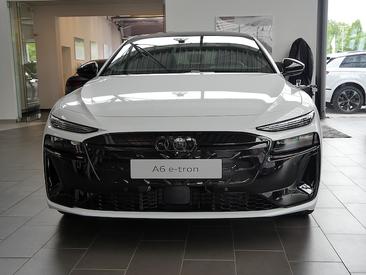 Audi A6 Avant E-tron S Line Business E-tron Performance — photo 2