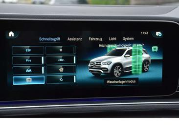 Mercedes GLE 300 AMG Line — photo 36