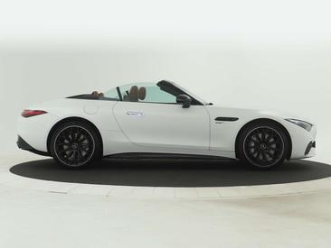 Mercedes SL 43 Premium Plus — photo 11