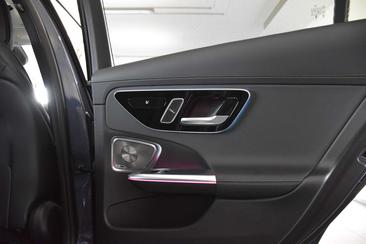 Mercedes Classe C 300 AMG Line — photo 26