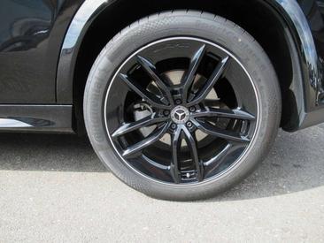 Mercedes GLE 400 AMG Line — photo 28