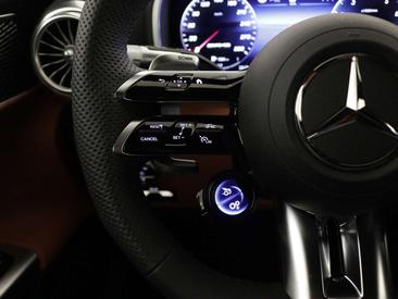 Mercedes SL 43 Premium Plus — photo 18