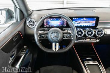 Mercedes GLB 200 Night Edition — photo 9