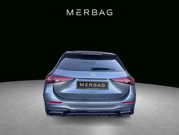 Mercedes Classe C 220 Night Edition — photo 4