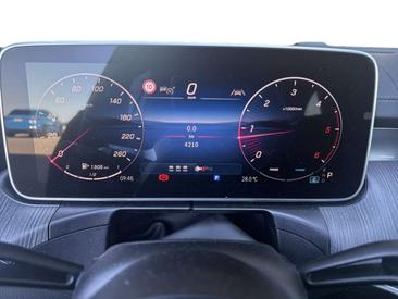 Mercedes Classe C 220 Night Edition — photo 8