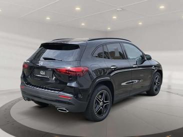 Mercedes GLA 250 Night Edition — photo 2