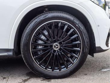 Mercedes GLC 300 Night Edition — photo 8