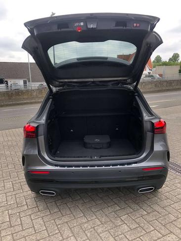 Mercedes GLA 250 AMG Line — photo 8