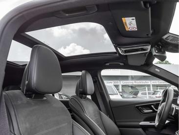 Mercedes GLC 300 Night Edition — photo 11