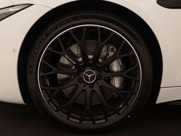 Mercedes SL 43 Premium Plus — photo 38