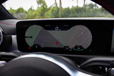 Mercedes CLA 250 AMG LINE — photo 30