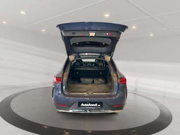 Mercedes EQE 350 — photo 19