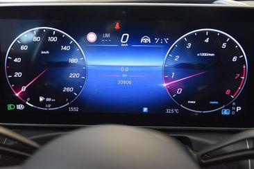 Mercedes Classe C 300 AMG Line — photo 46