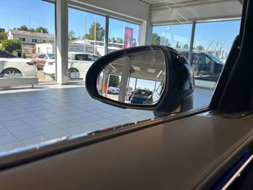 Mercedes GLC 220 Night Edition — photo 18