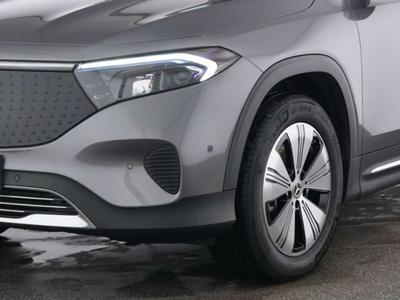 Mercedes EQB 250