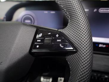 Audi A6 Avant E-tron S Line Business E-tron Performance — photo 29