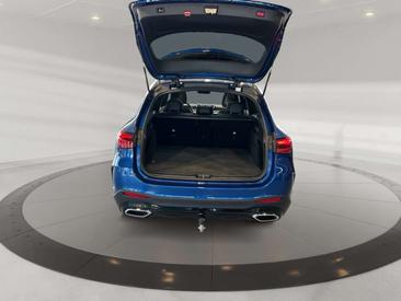 Mercedes GLC 220 Night Edition — photo 19