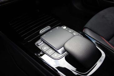 Mercedes CLA 250 AMG LINE — photo 38