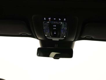 Mercedes GLB 180 Night Edition — photo 26