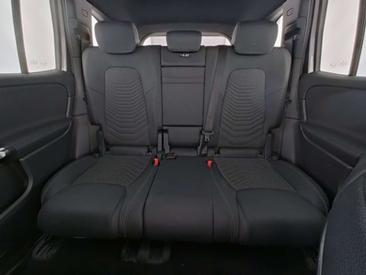 Mercedes EQB 250 — photo 8