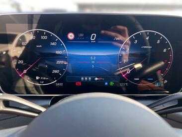 Mercedes GLC 200 Night Edition — photo 13