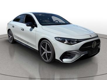 Mercedes CLA 200 AMG Line — photo 3
