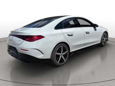 Mercedes CLA 200 AMG Line — photo 4