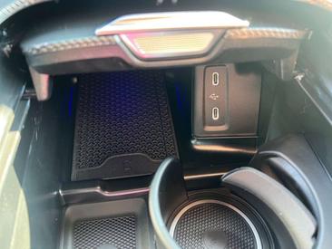 Mercedes GLC 200 Night Edition — photo 21