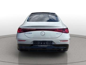 Mercedes CLA 200 AMG Line — photo 5